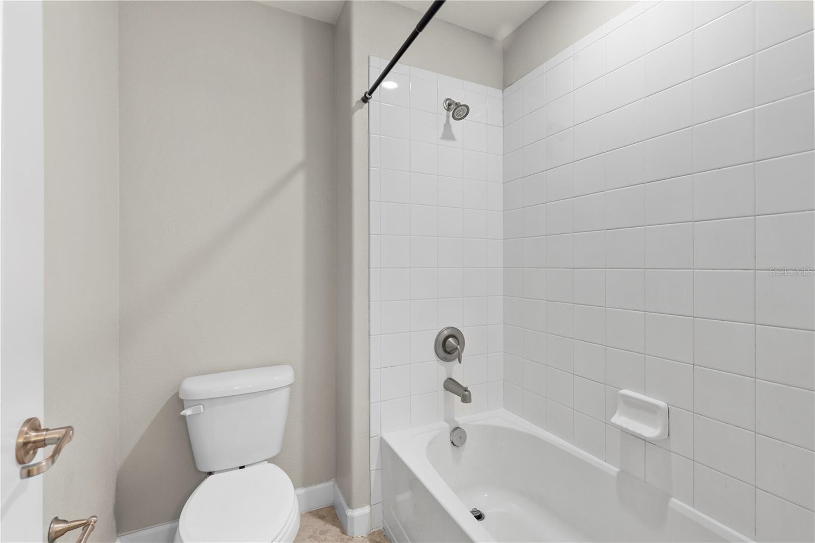 3147 CALVANO DR — photo 34
