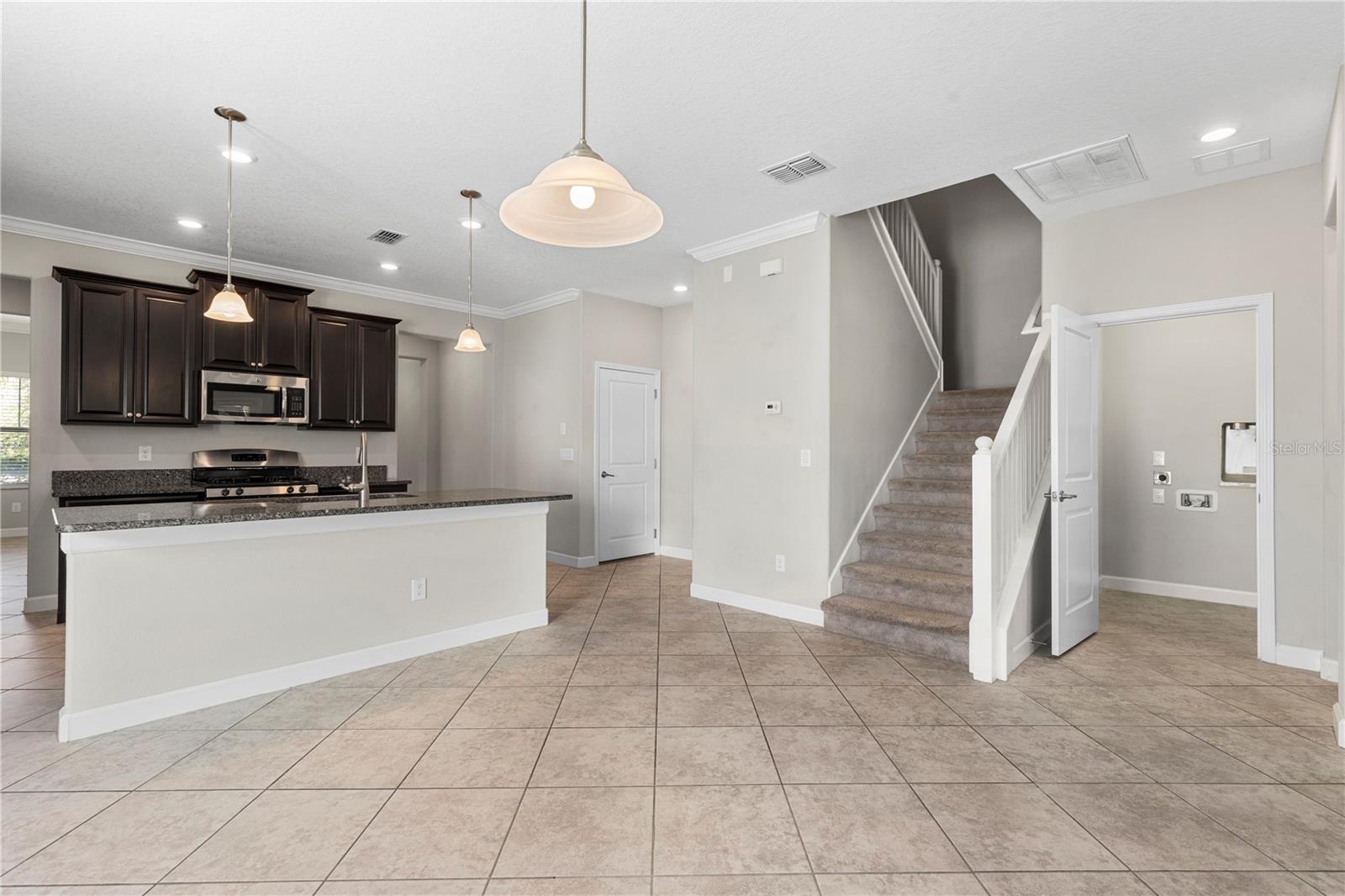 3147 CALVANO DR — photo 11