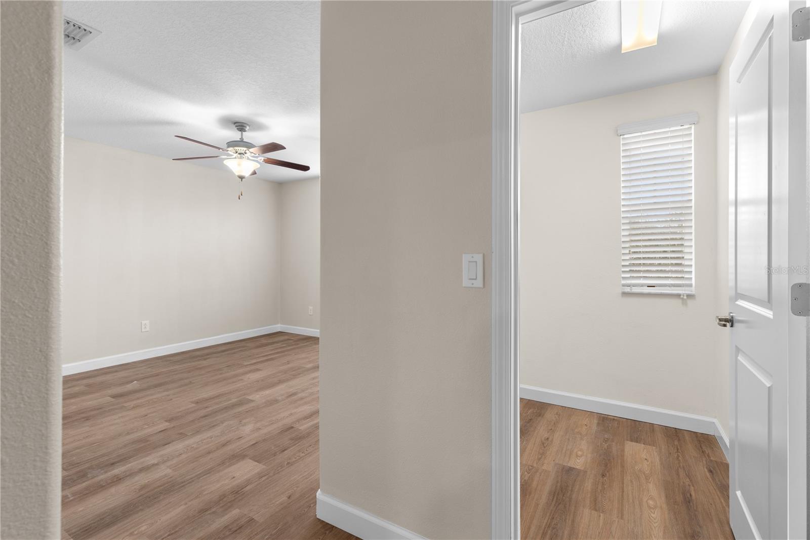 3147 CALVANO DR — photo 31