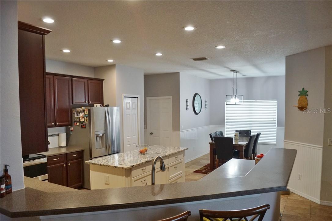 1742 MIRA LAGO CIR — photo 18