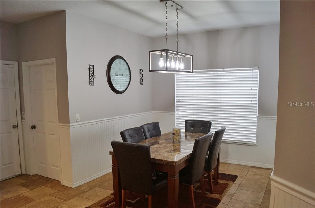 1742 MIRA LAGO CIR — photo 19