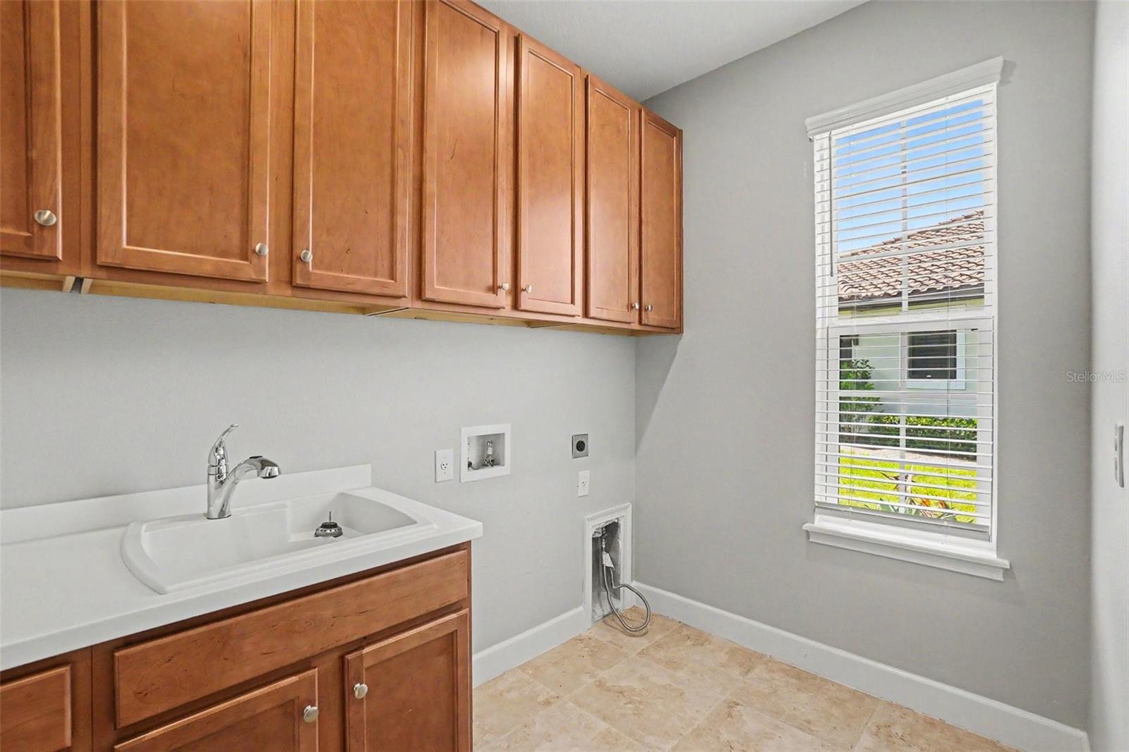 10930 WENDOVER DR — photo 23