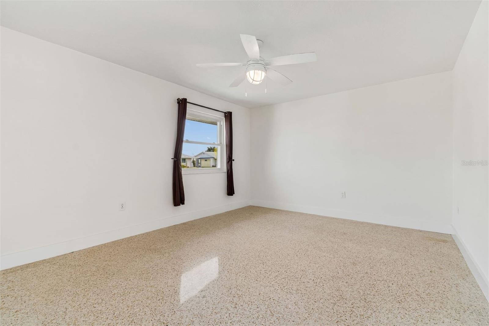830 LA JOLLA AVE — photo 26