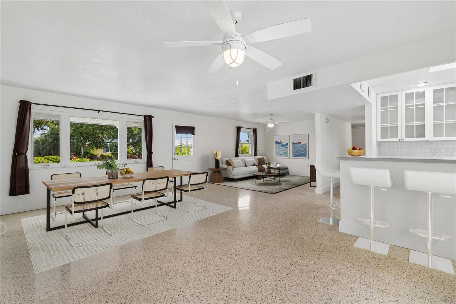830 LA JOLLA AVE — photo 3