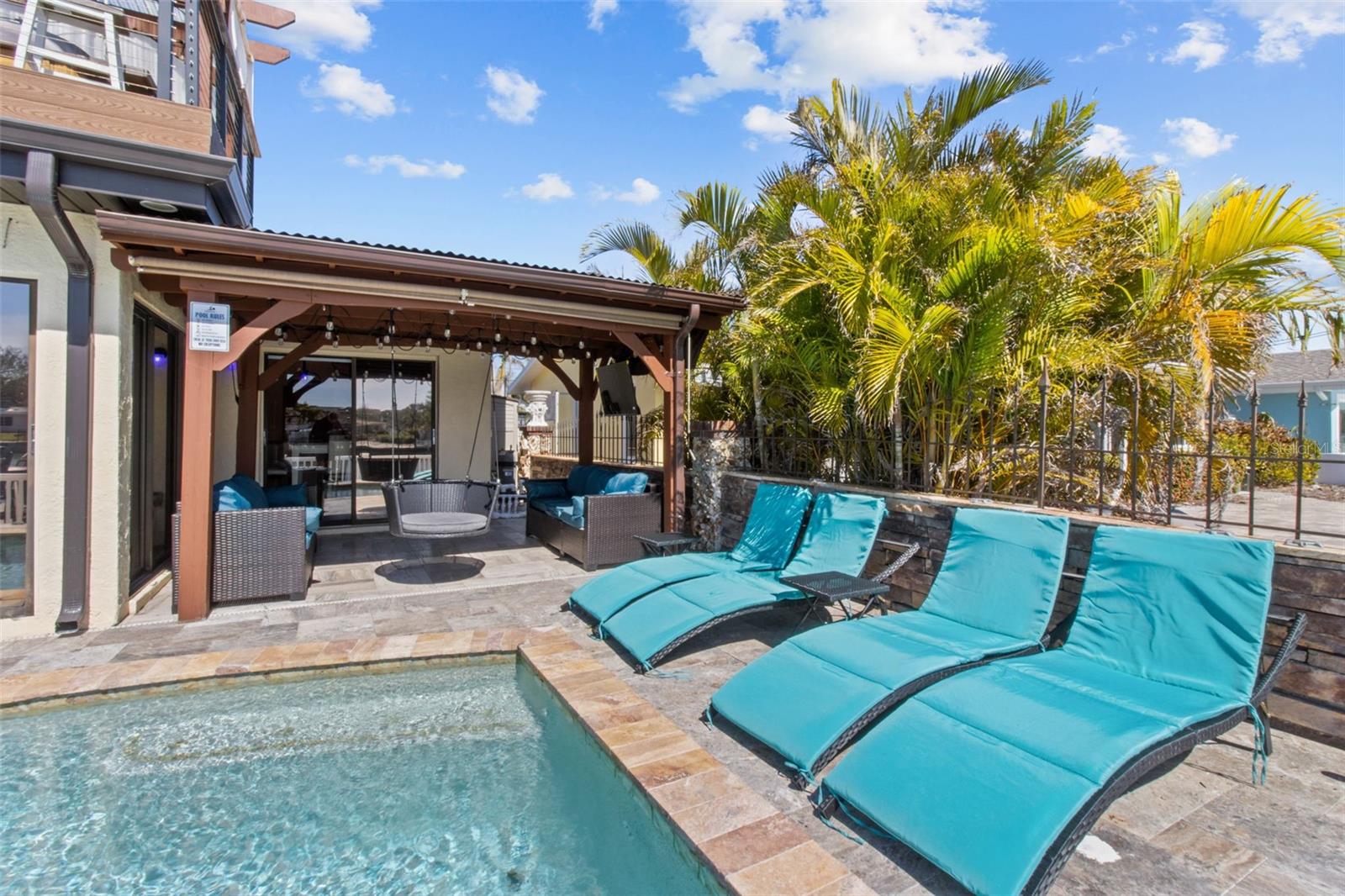 357 LA HACIENDA DR — photo 32