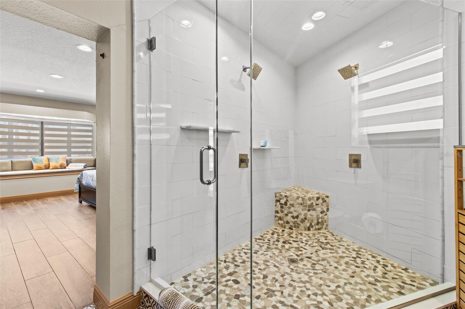 357 LA HACIENDA DR — photo 21
