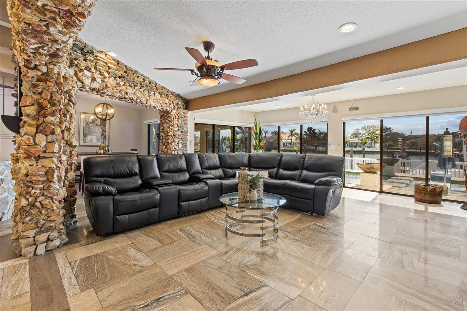357 LA HACIENDA DR — photo 13