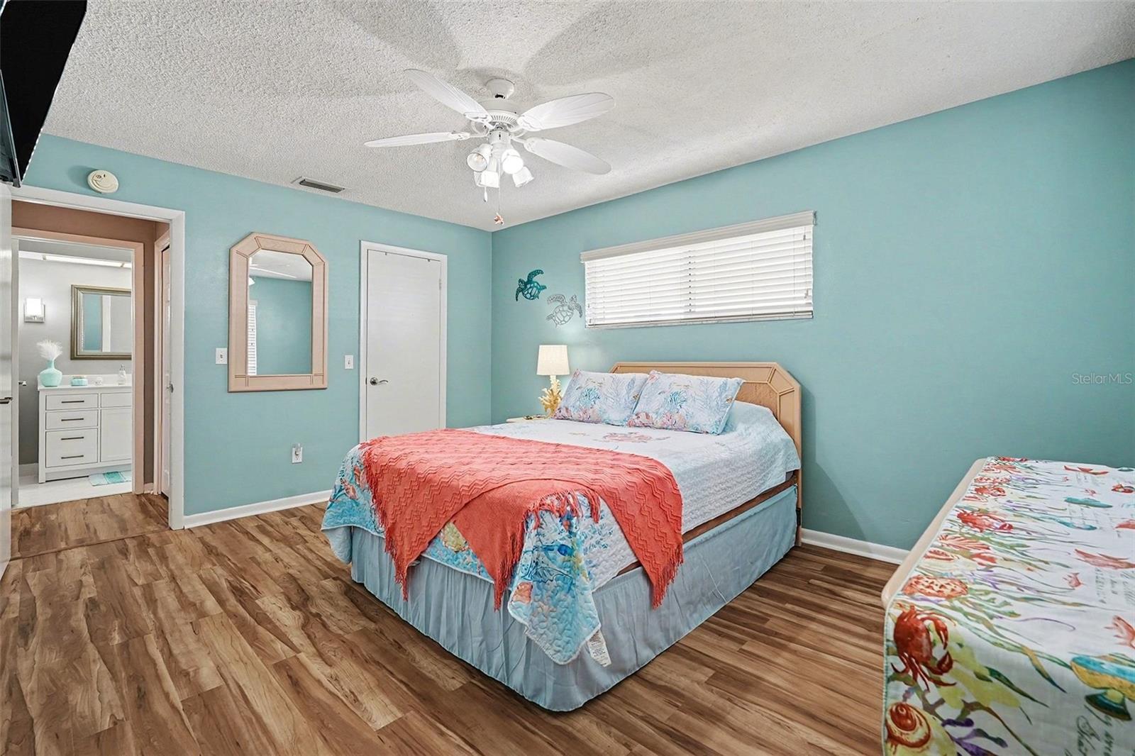 1659 S LAKE AVE #1 — photo 19