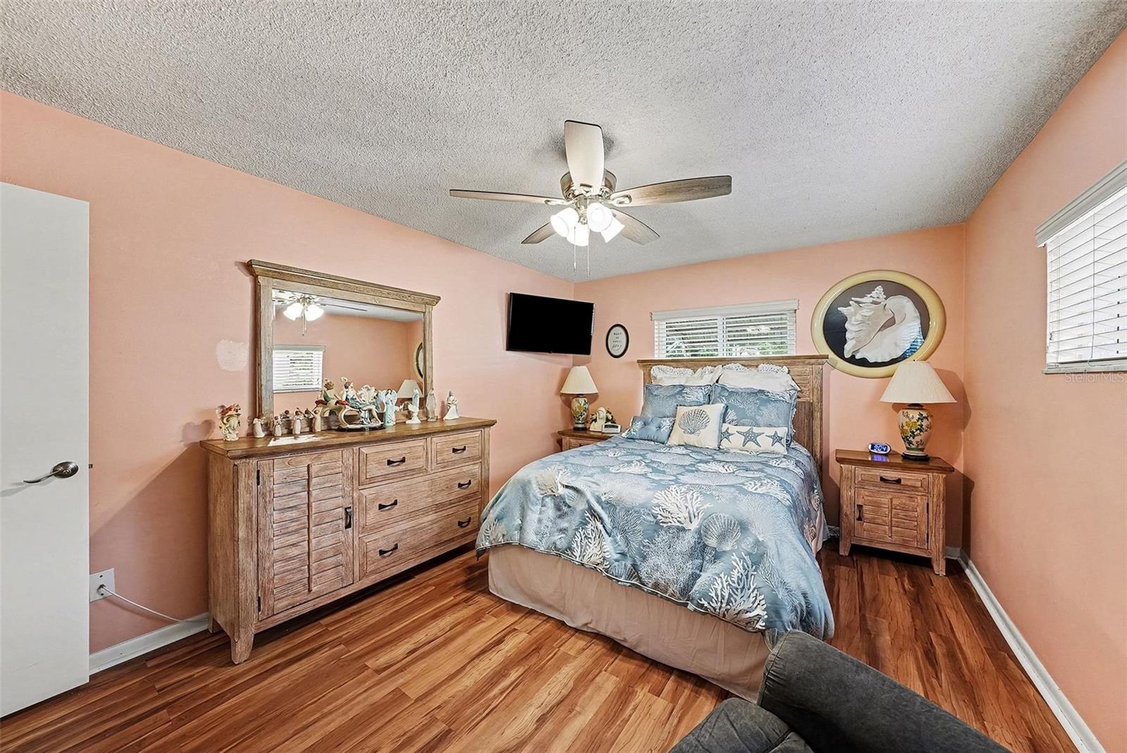 1659 S LAKE AVE #1 — photo 17