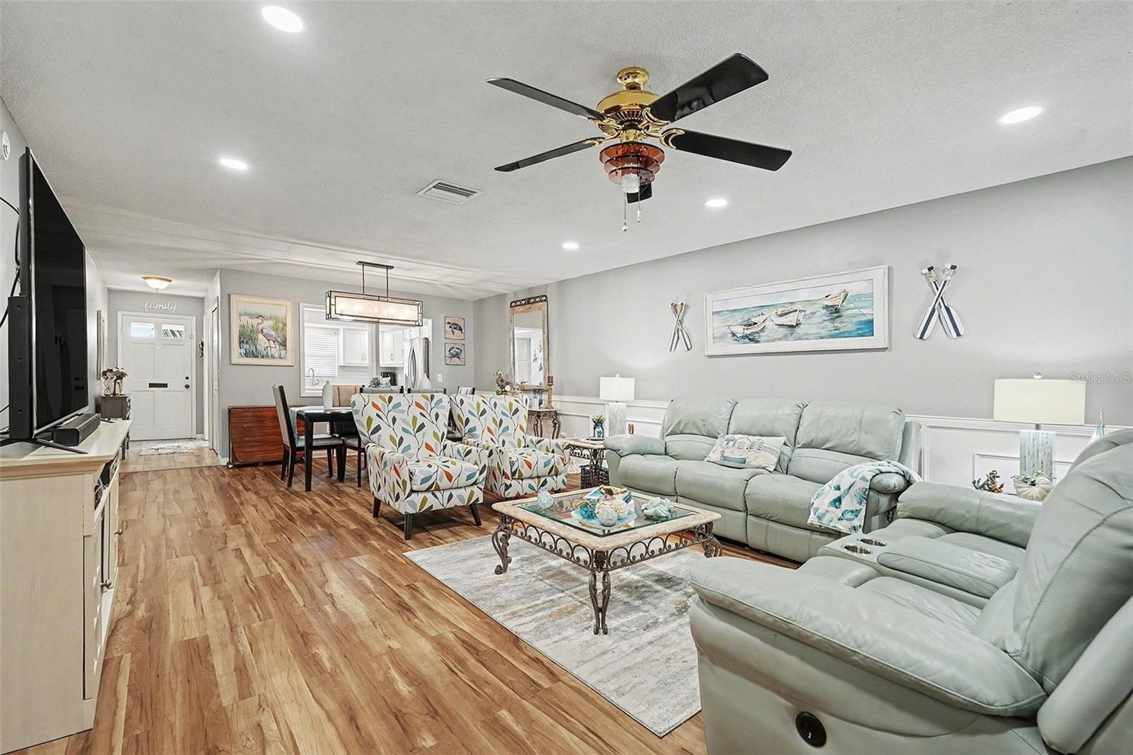 1659 S LAKE AVE #1 — photo 10