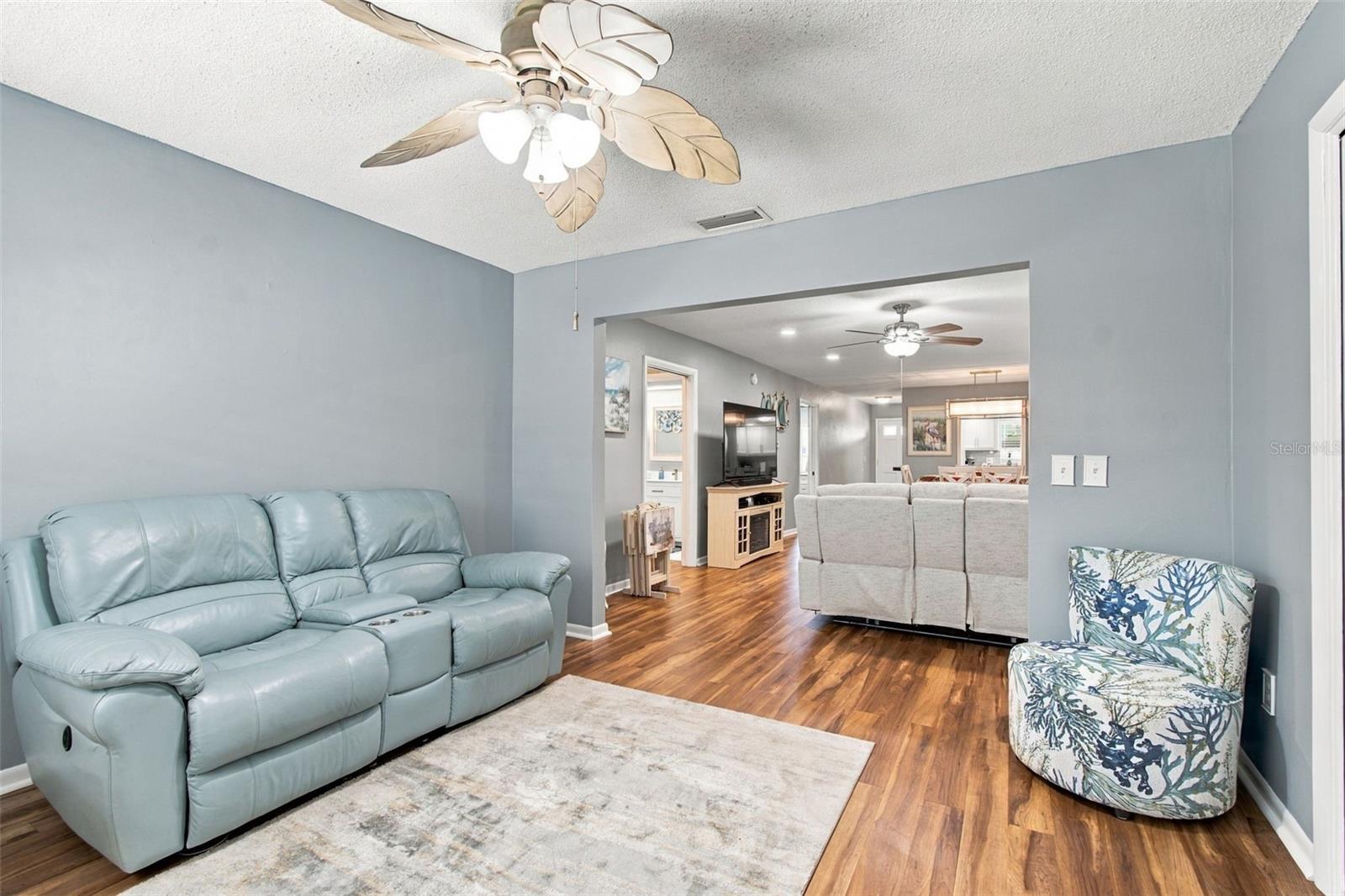 1659 S LAKE AVE #1 — photo 33