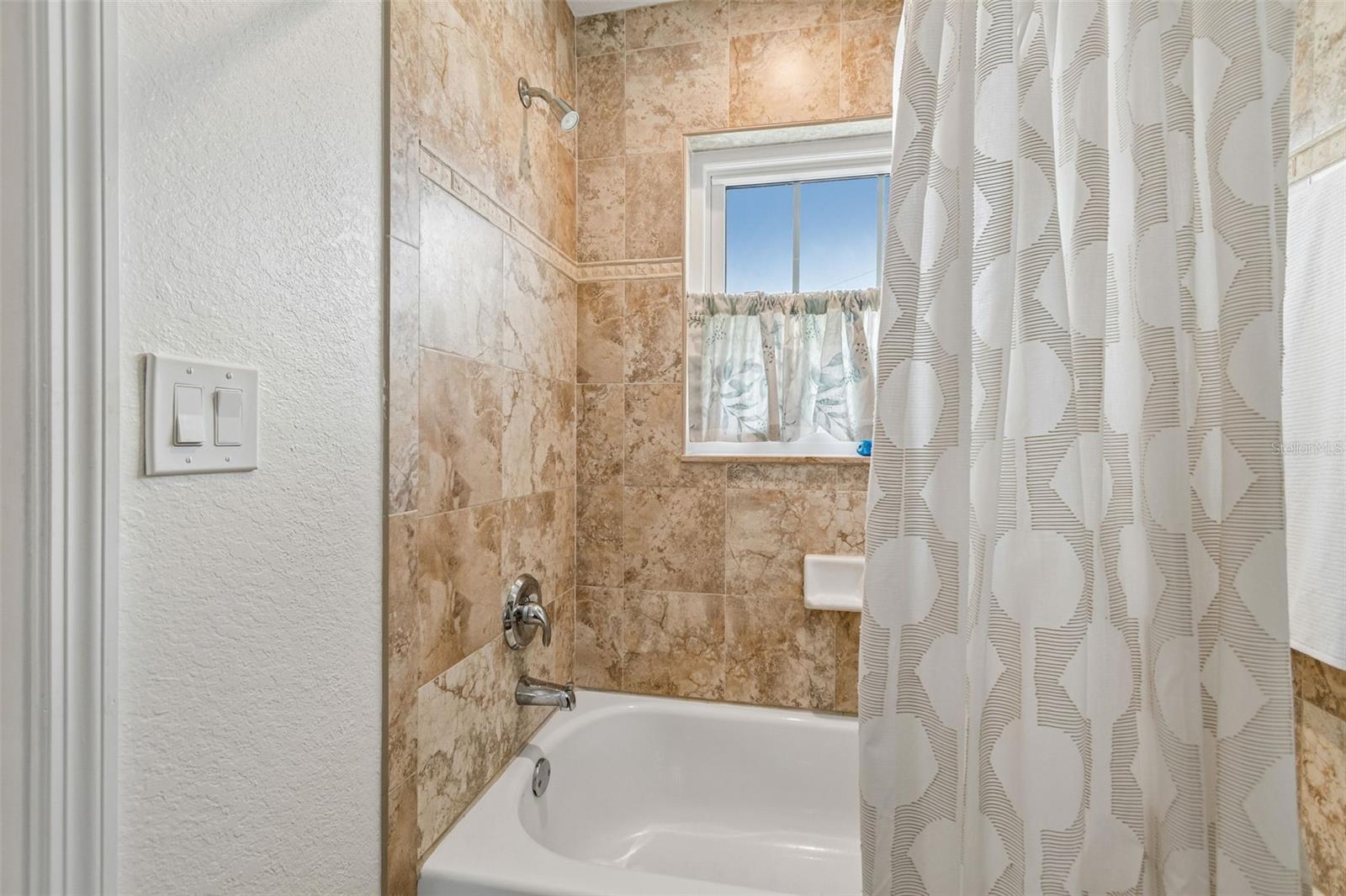 111 91ST AVE — photo 41