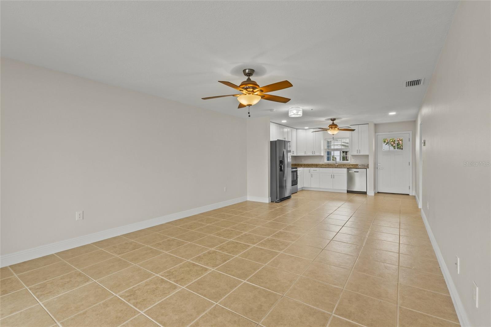 9821 HERNANDO CT — photo 7