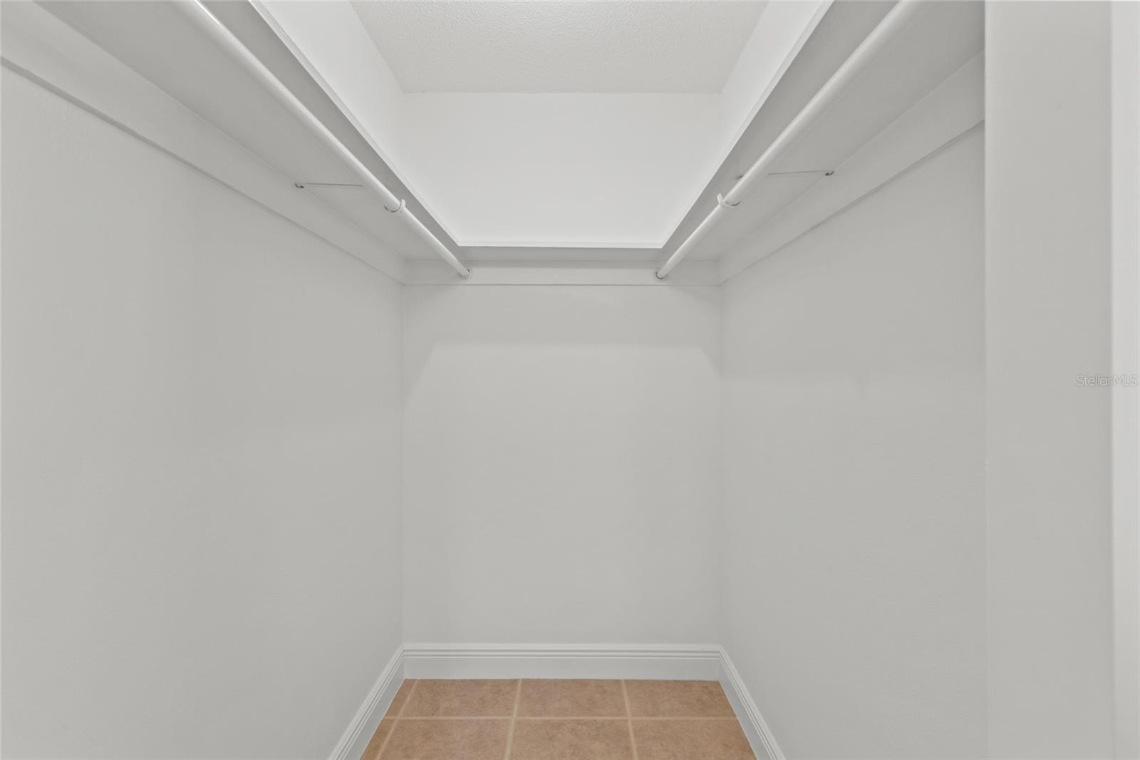 9821 HERNANDO CT — photo 12