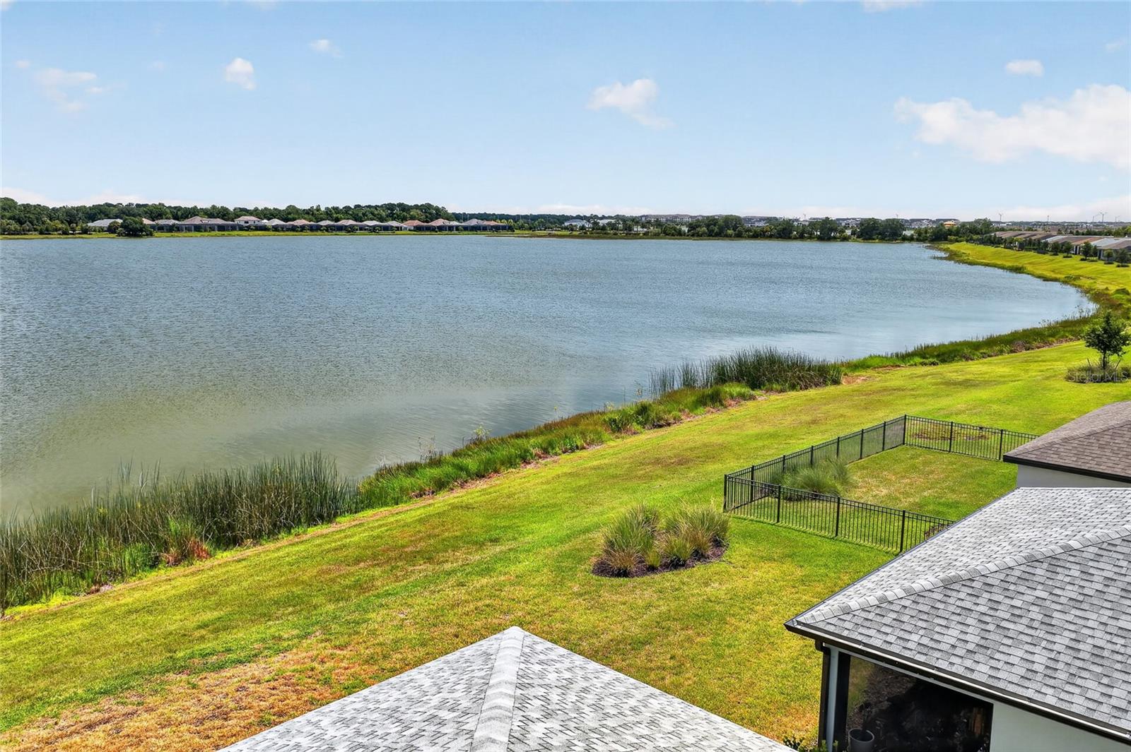 6492 SILVERSTAR DR — photo 33