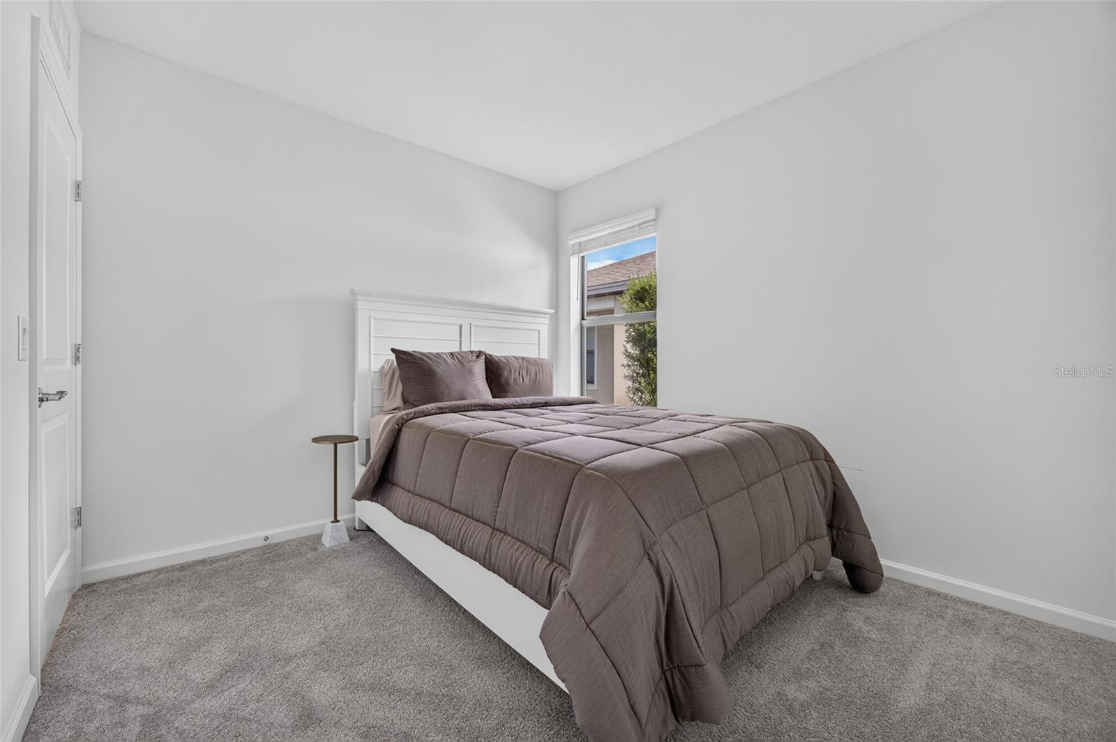 6492 SILVERSTAR DR — photo 18