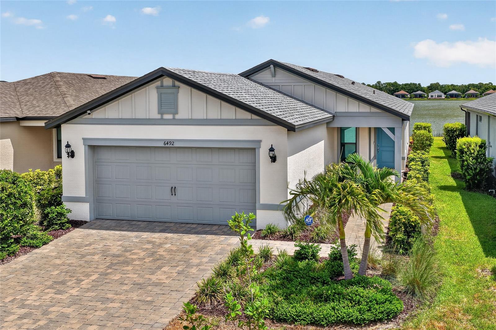 6492 SILVERSTAR DR — photo 31
