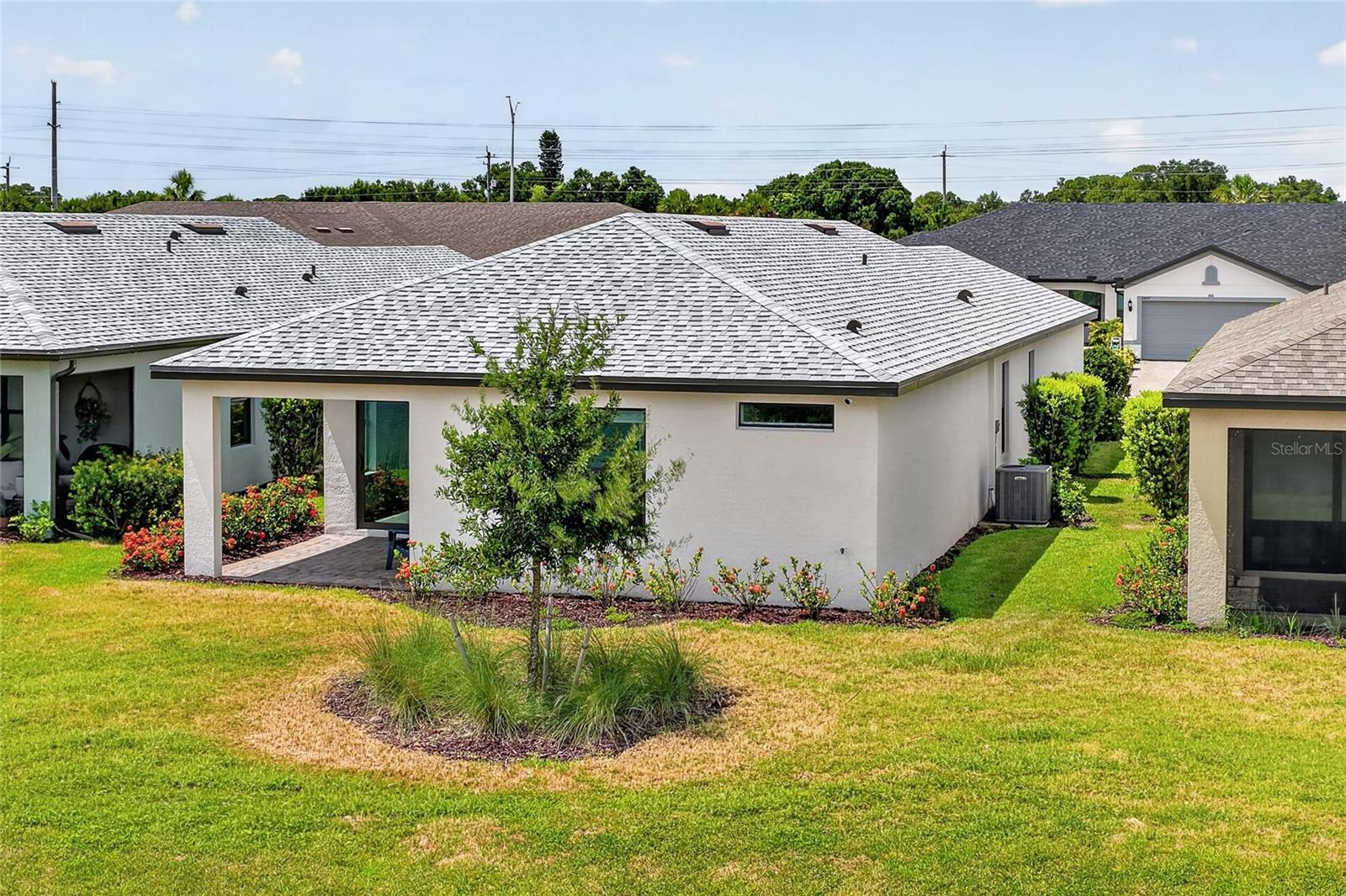 6492 SILVERSTAR DR — photo 30
