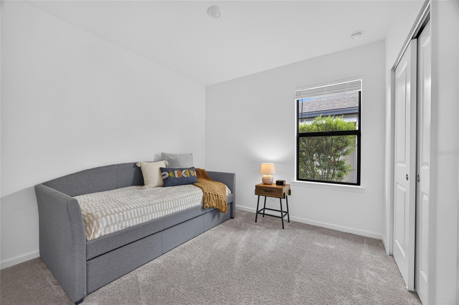 6492 SILVERSTAR DR — photo 20