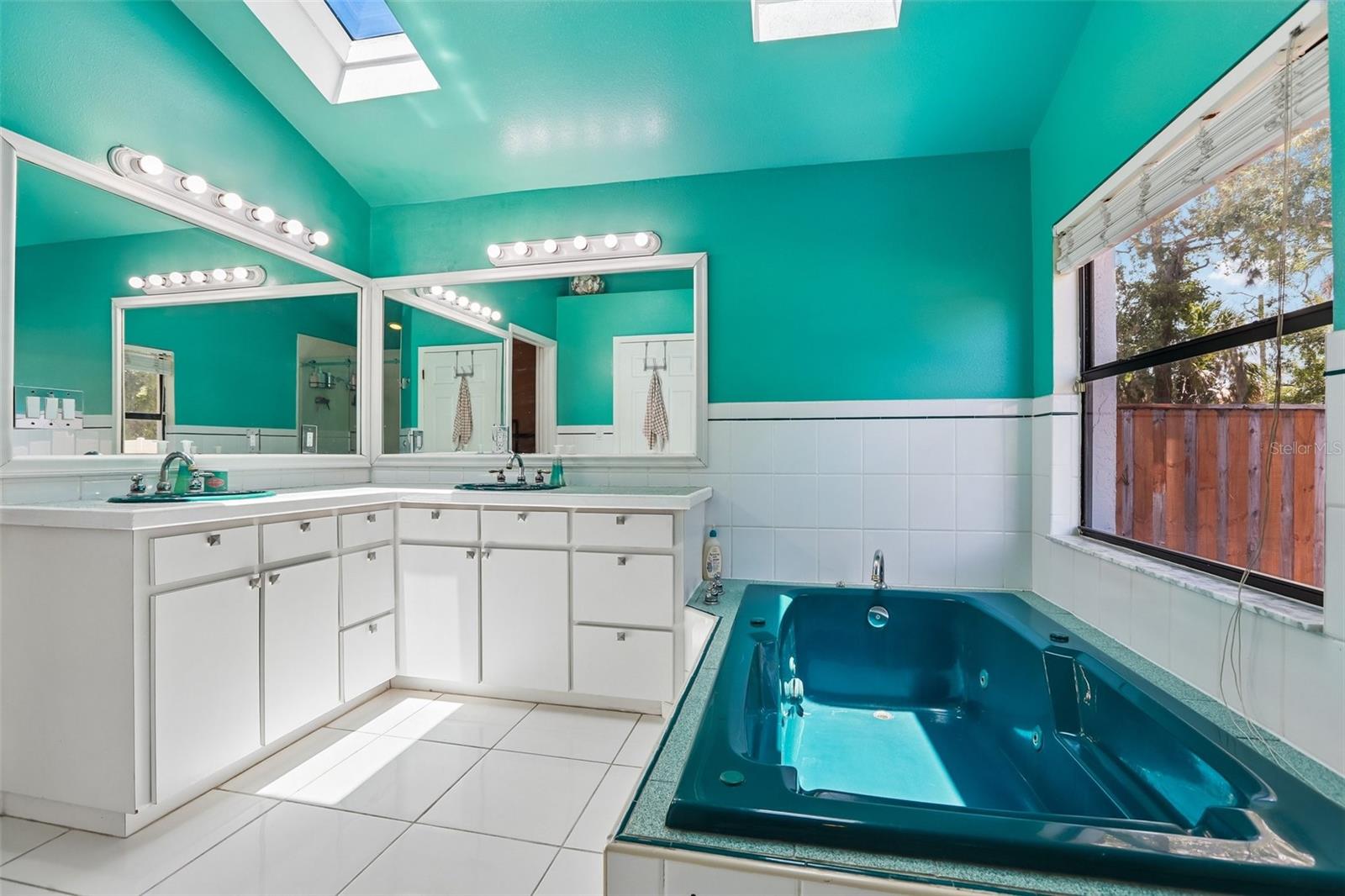 6805 LONGPOINTE WAY — photo 15