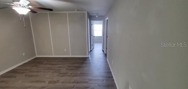 10422 LAKE MONTAUK DR — photo 9