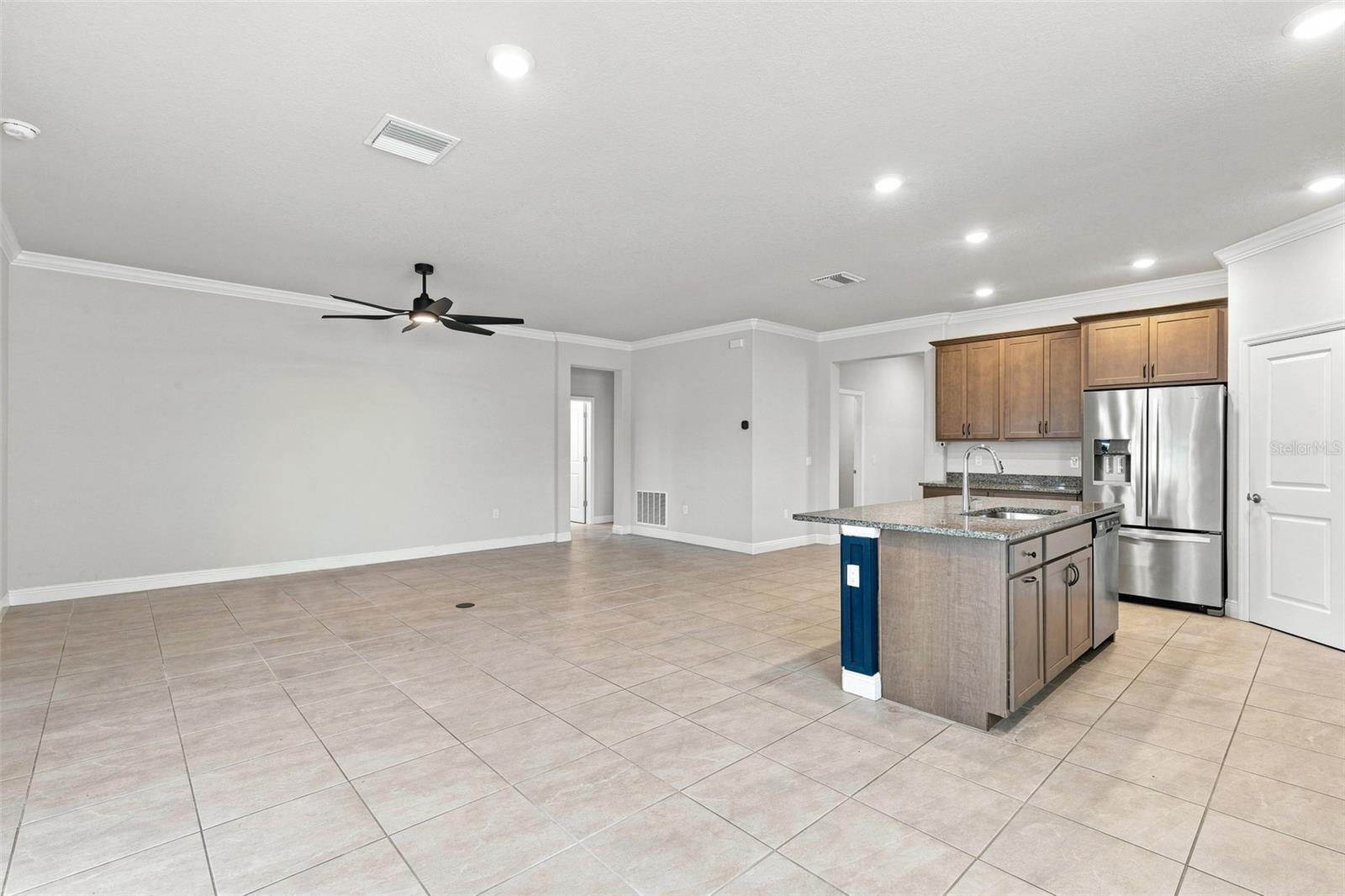 9401 HIGHLAND HILLS DR — photo 15