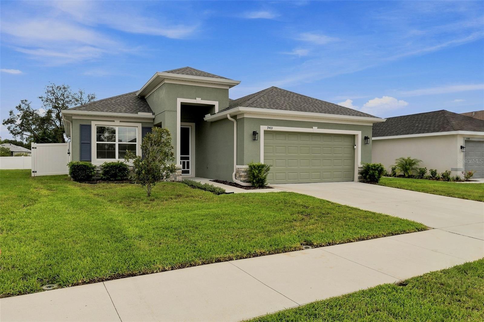 9401 HIGHLAND HILLS DR — photo 3