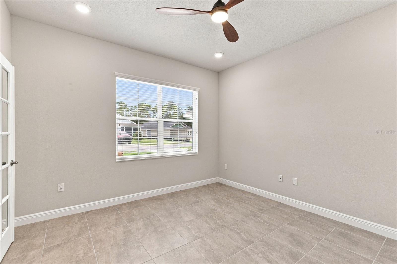 9401 HIGHLAND HILLS DR — photo 9