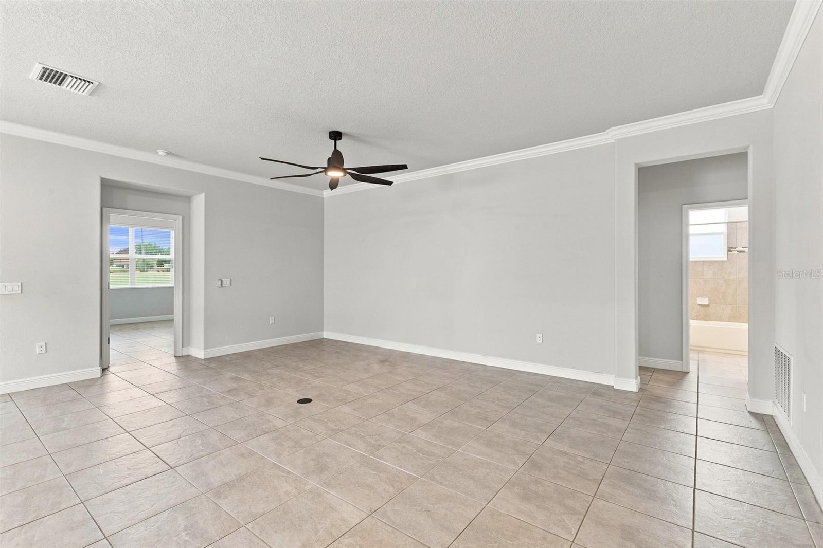 9401 HIGHLAND HILLS DR — photo 19