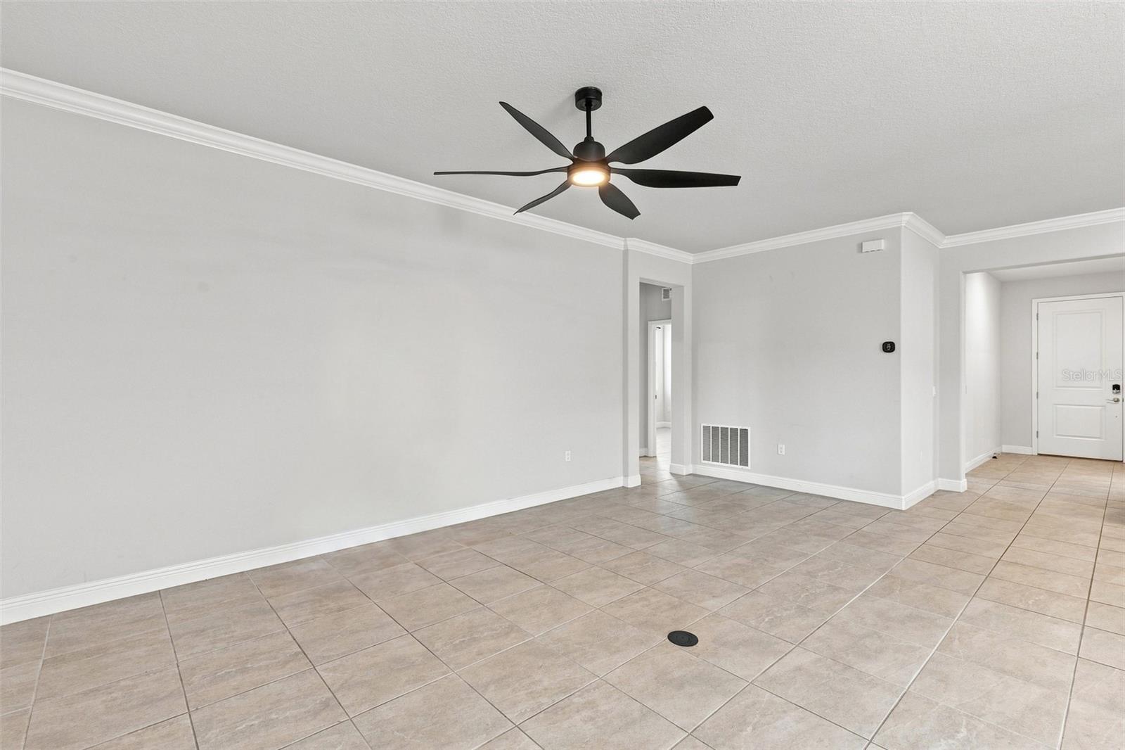 9401 HIGHLAND HILLS DR — photo 18