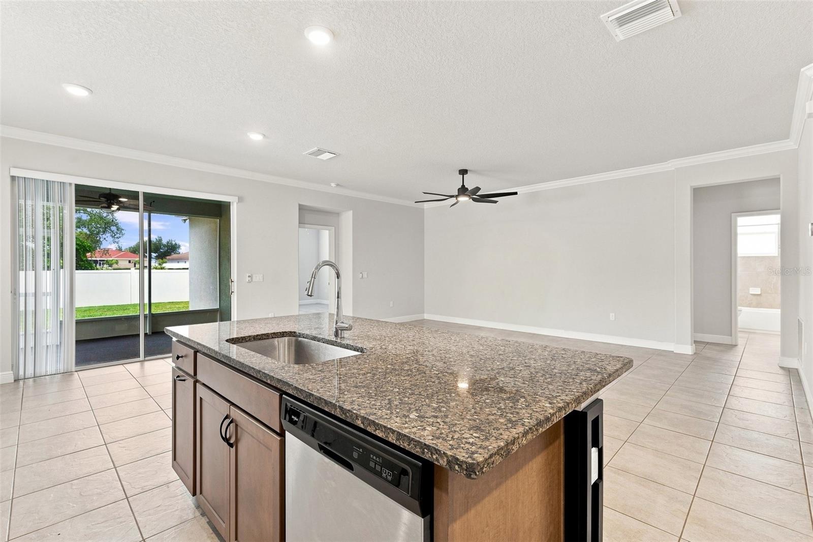 9401 HIGHLAND HILLS DR — photo 13