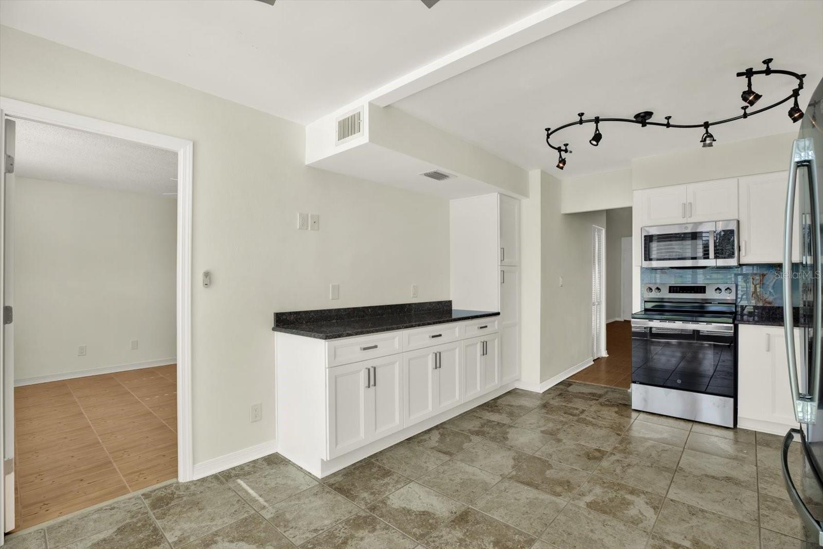 4715 BAY ST NE #126 — photo 5