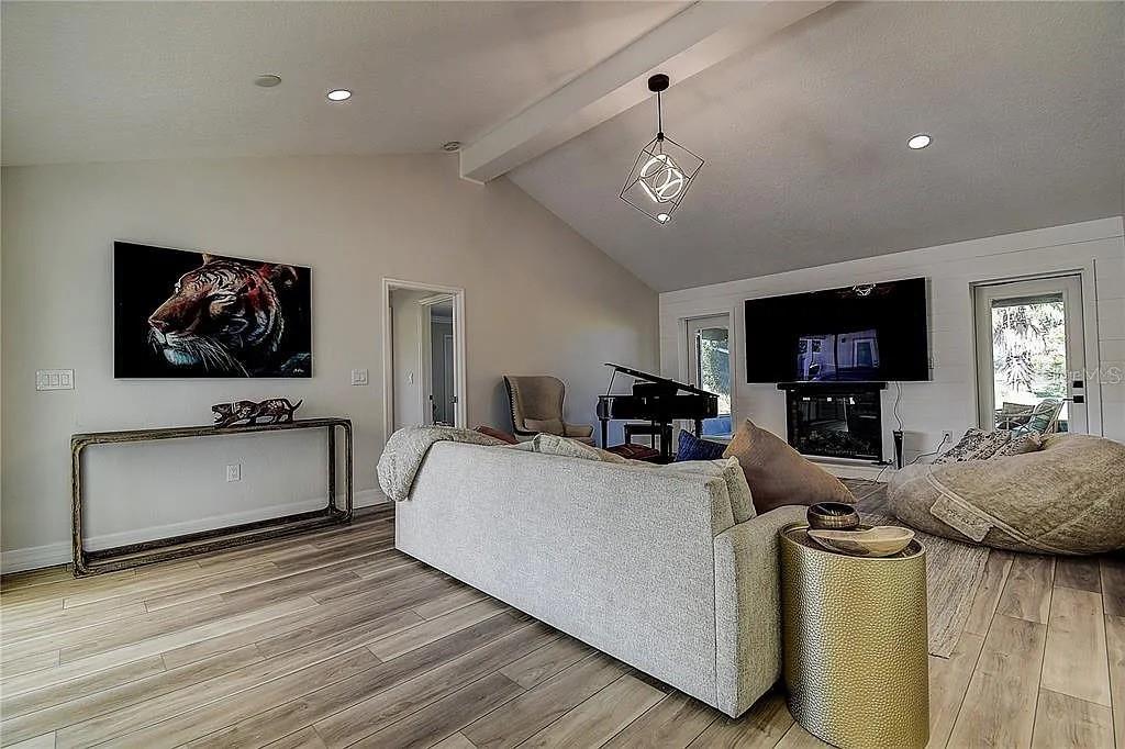 4723 THOMAS HOBY PL — photo 3