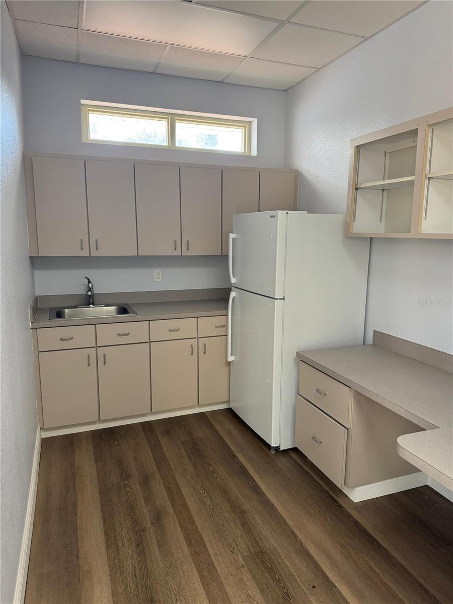 2708 W VIRGINIA AVE — photo 8