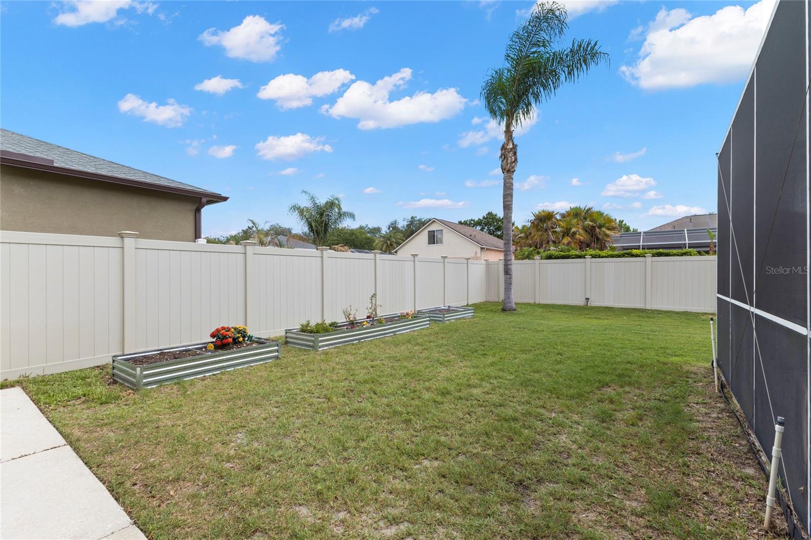 4038 LITHIA RIDGE BLVD — photo 32