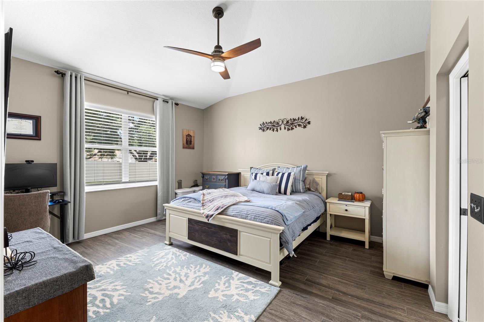4038 LITHIA RIDGE BLVD — photo 15