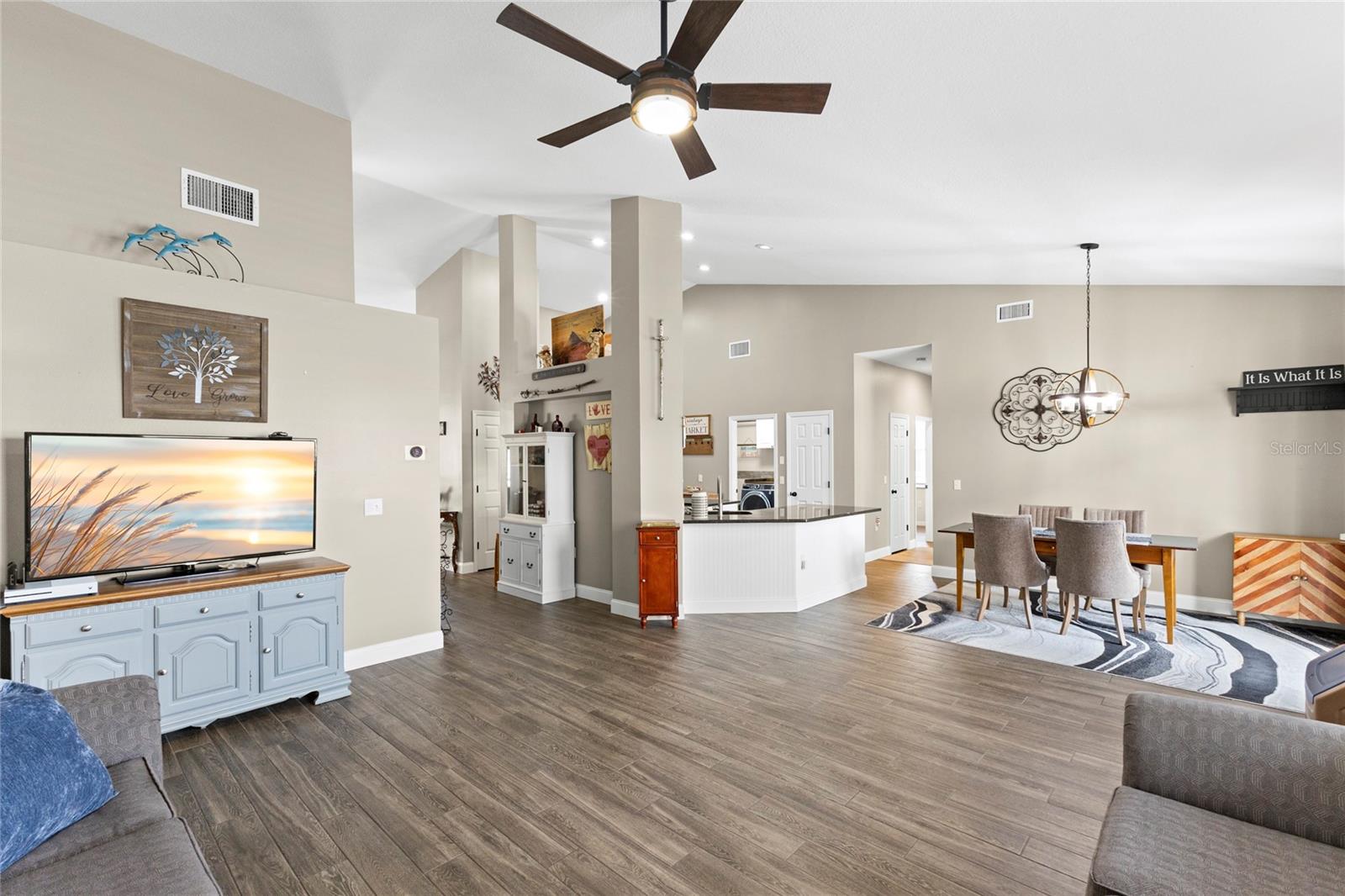 4038 LITHIA RIDGE BLVD — photo 7
