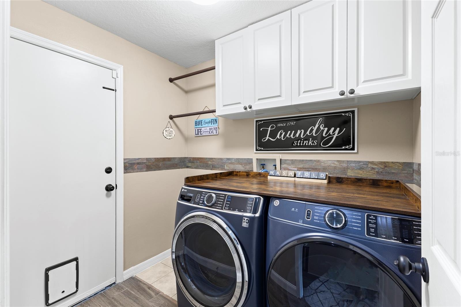 4038 LITHIA RIDGE BLVD — photo 26