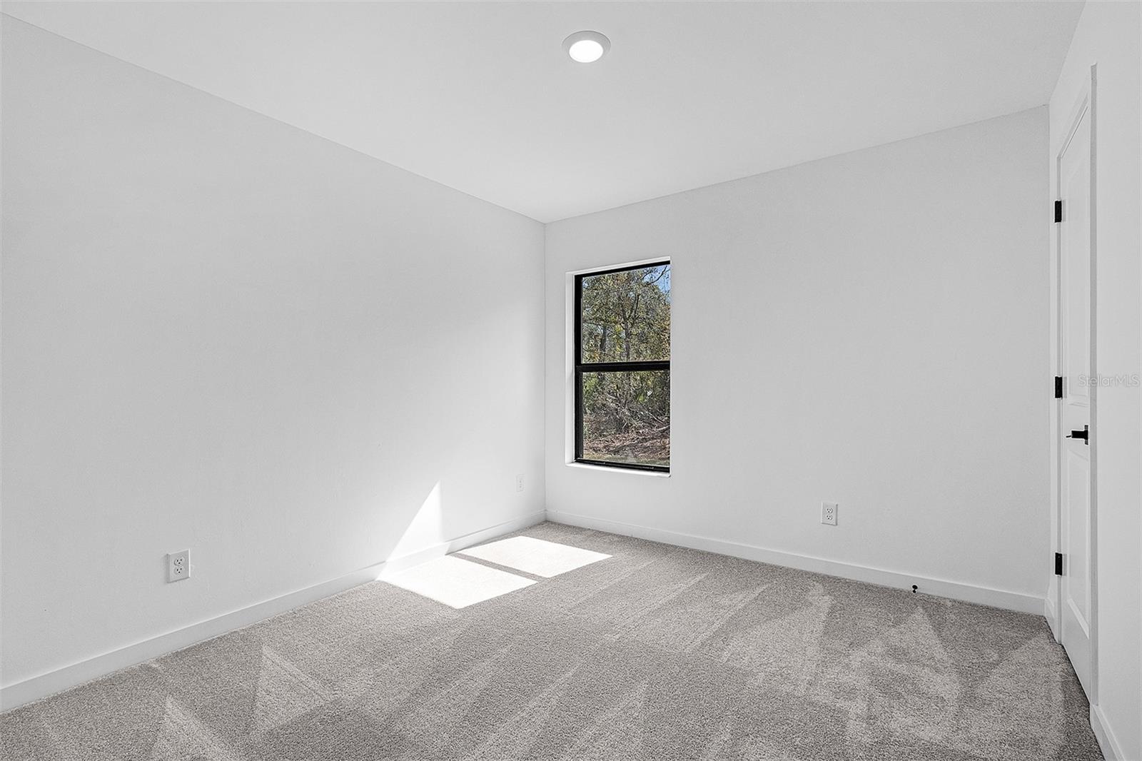 4081 LONGWELL LN — photo 17