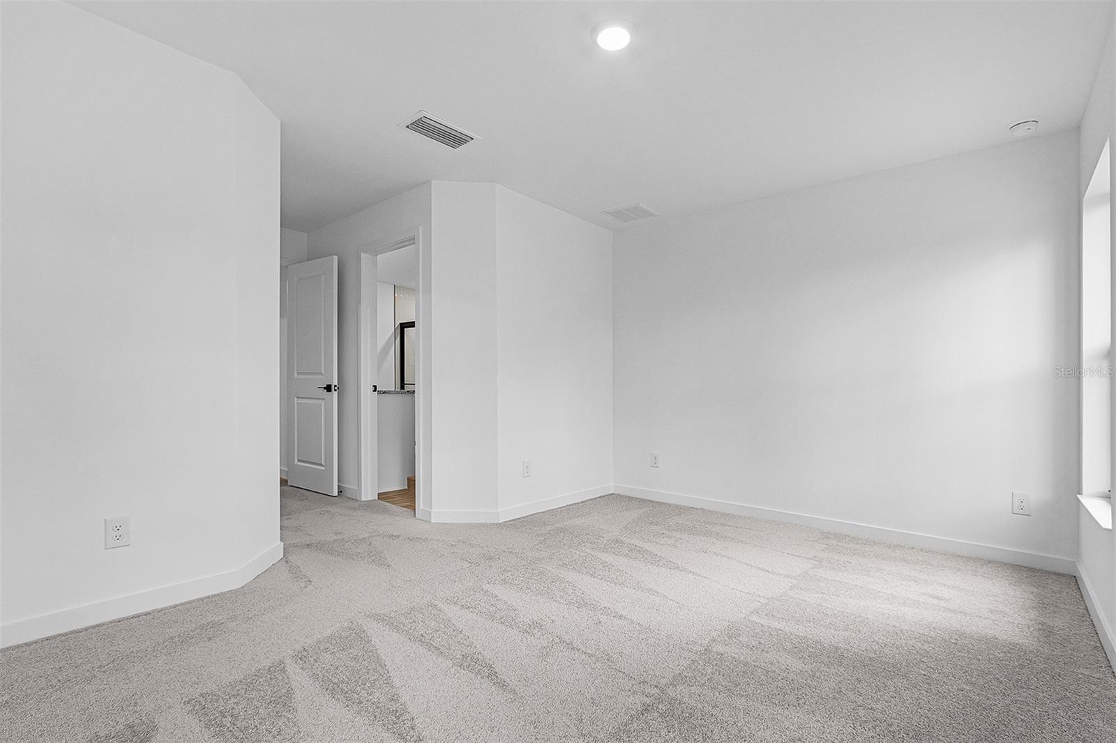 4081 LONGWELL LN — photo 14