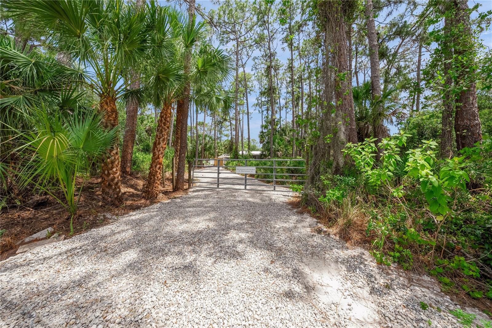 2810 SARASOTA GOLF CLUB BLVD — photo 59