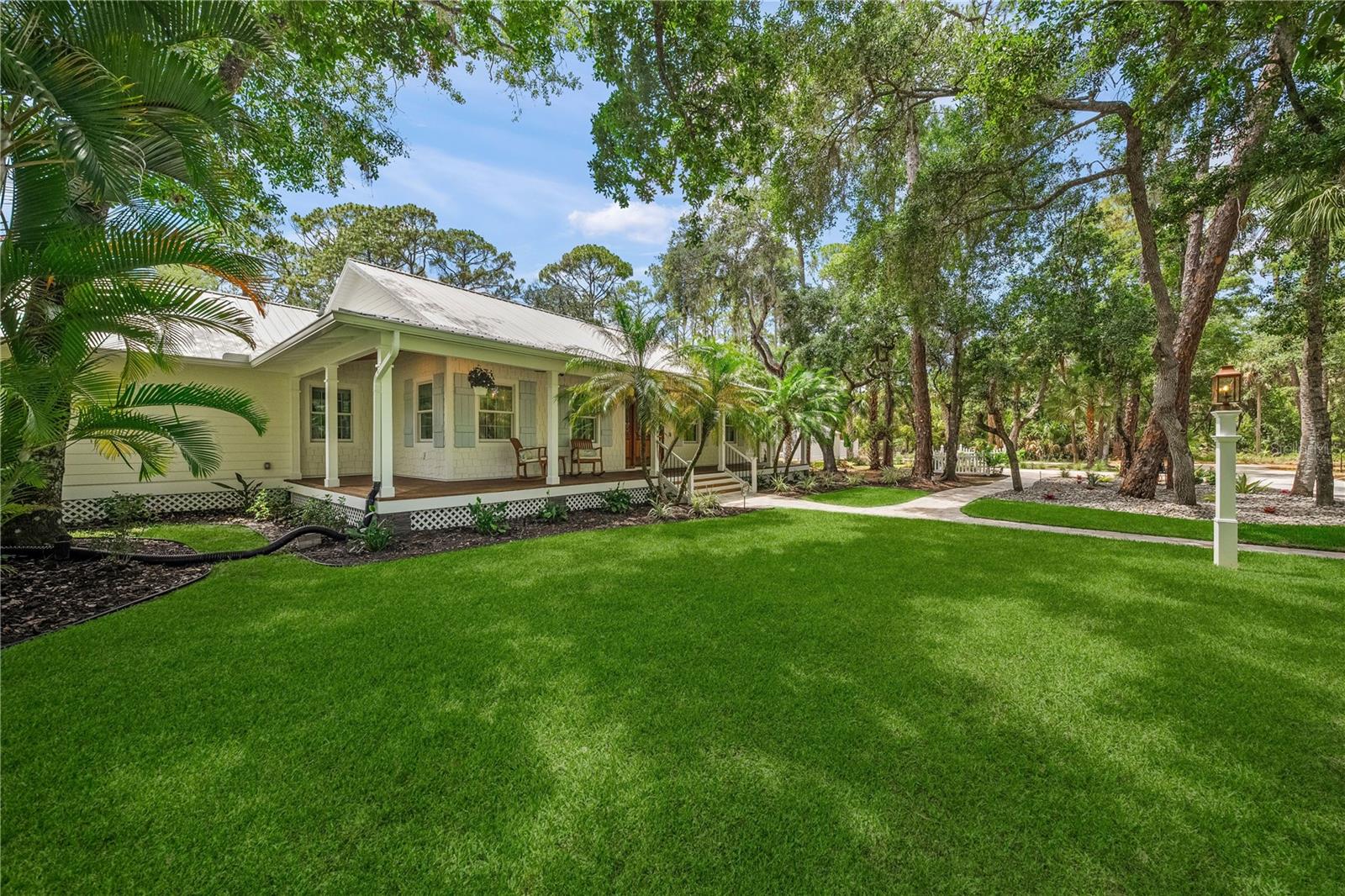 2810 SARASOTA GOLF CLUB BLVD — photo 8