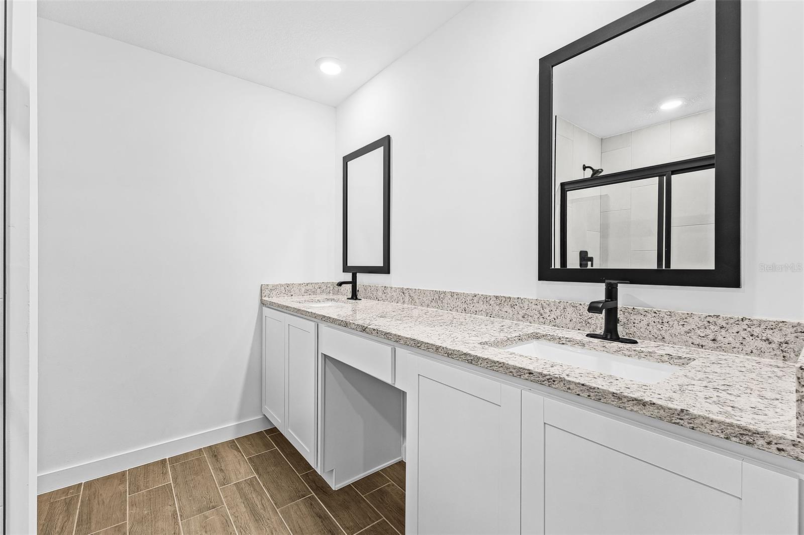 1447 WEBSTER ST — photo 18