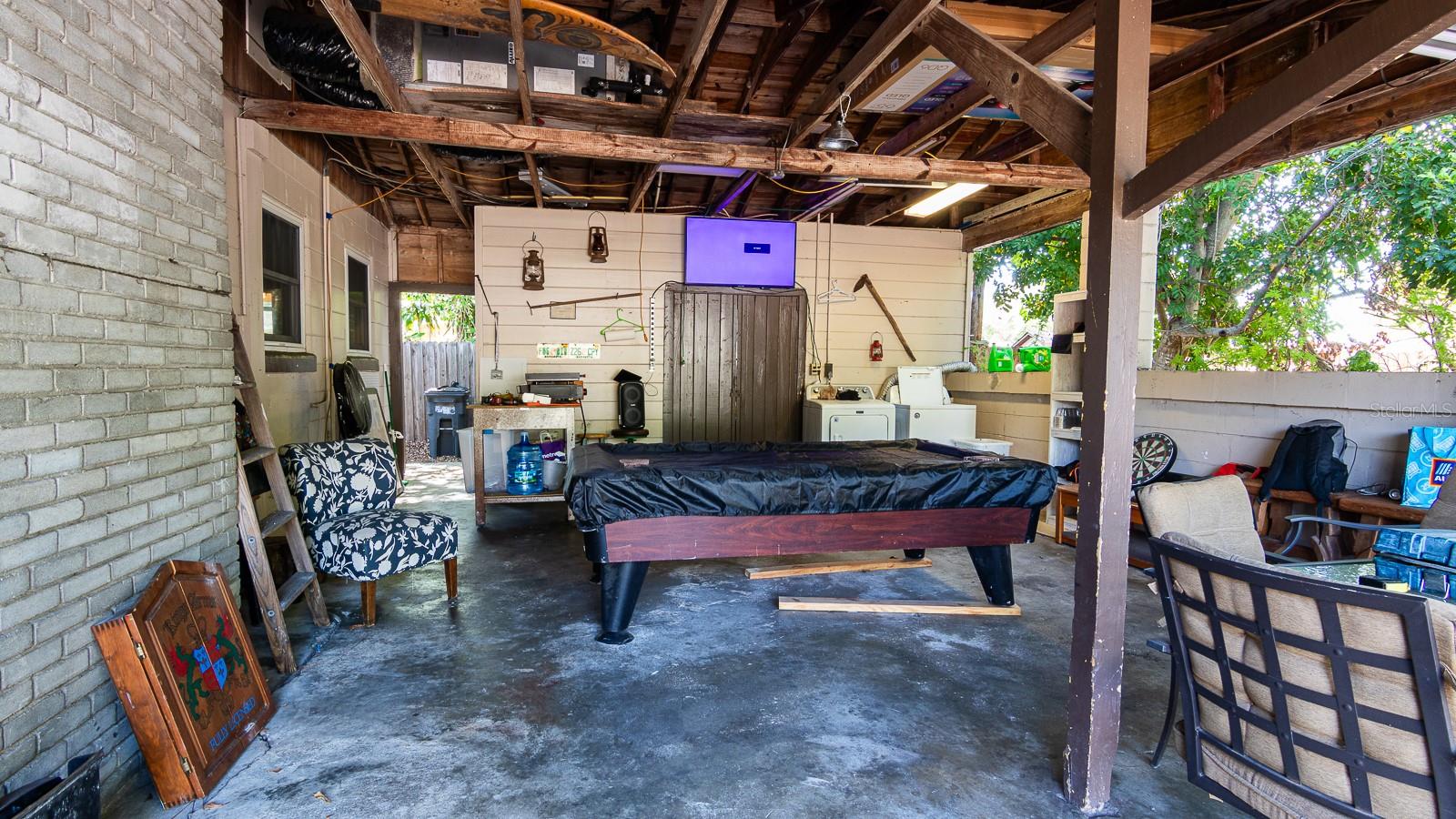 2110 PALM TER — photo 17