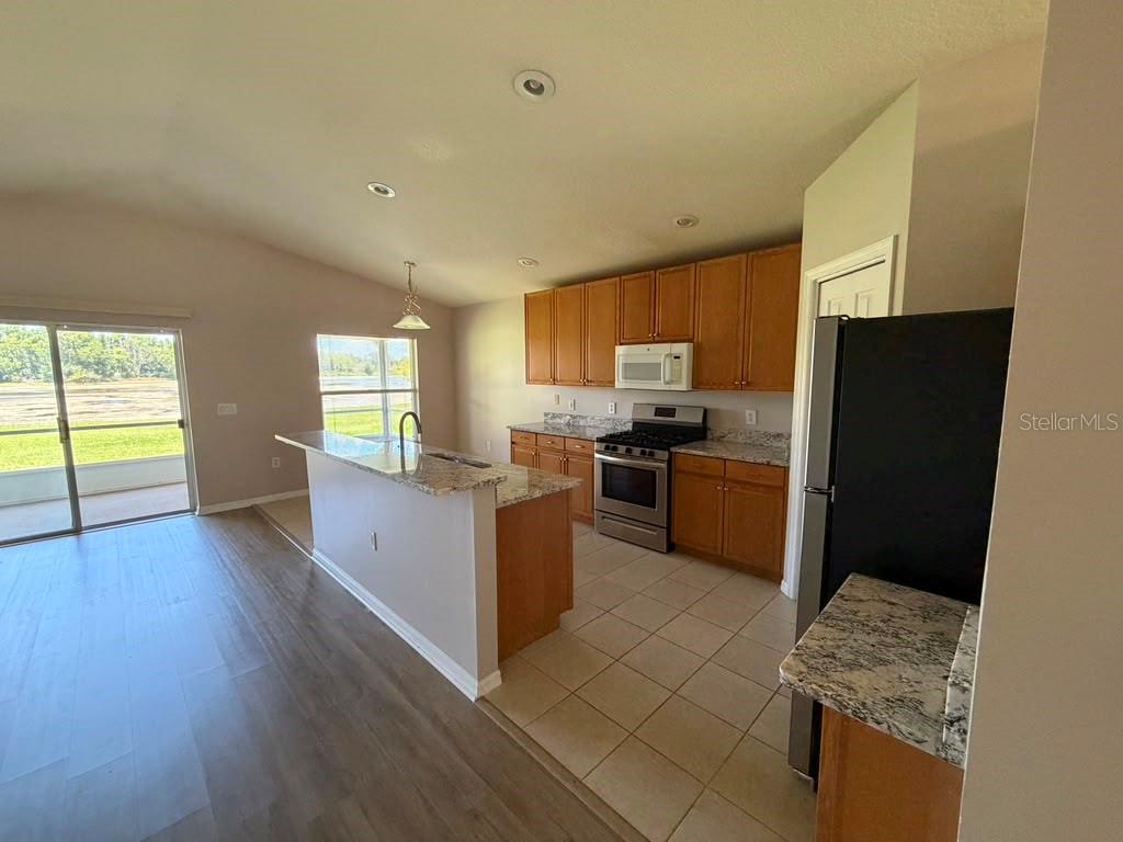 18014 ARBOR CREST DR — photo 17