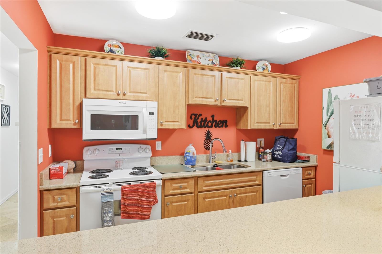 4550 PINEBROOK CIR #106 — photo 32