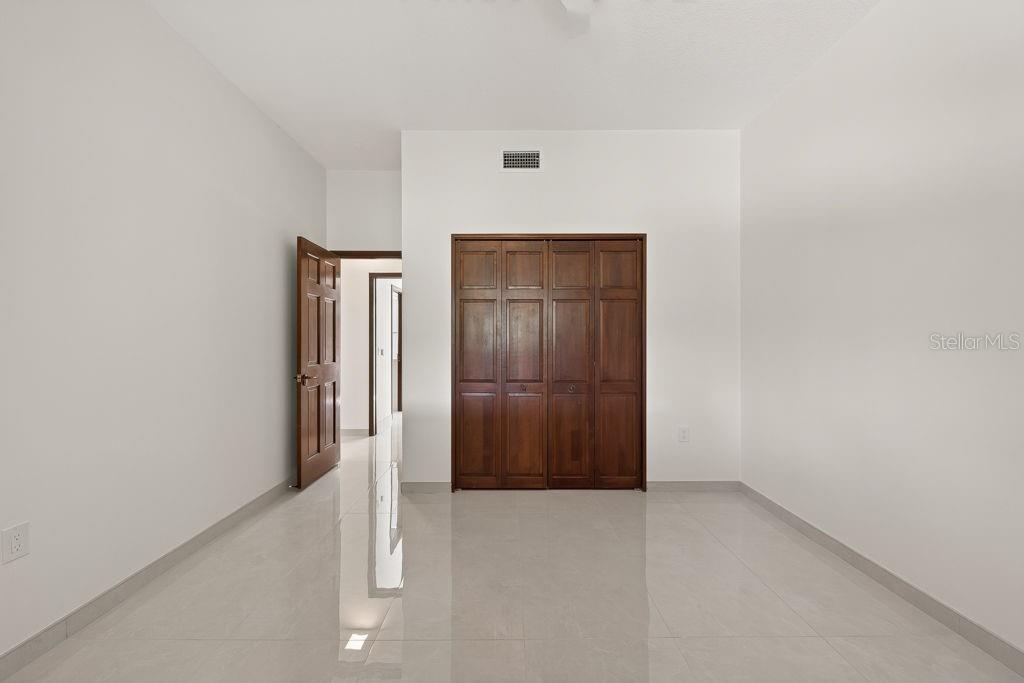 1007 LAKEWOOD DR — photo 51