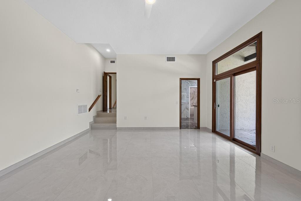 1007 LAKEWOOD DR — photo 36