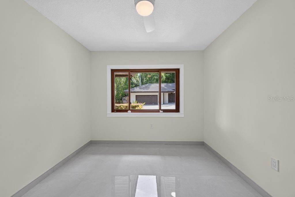 1007 LAKEWOOD DR — photo 29