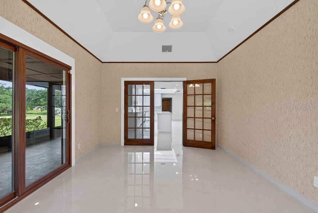 1007 LAKEWOOD DR — photo 25